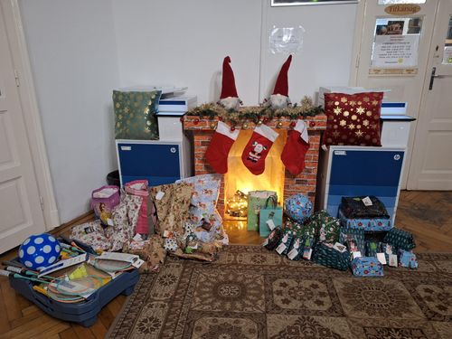 Karácsonyi jótékonyság